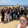 Foto di gruppo della classe  in visita nel Laboratorio dell'Osservatorio Climatico di Lampedusa