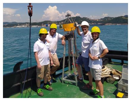 4 ricercatori enea su barca
